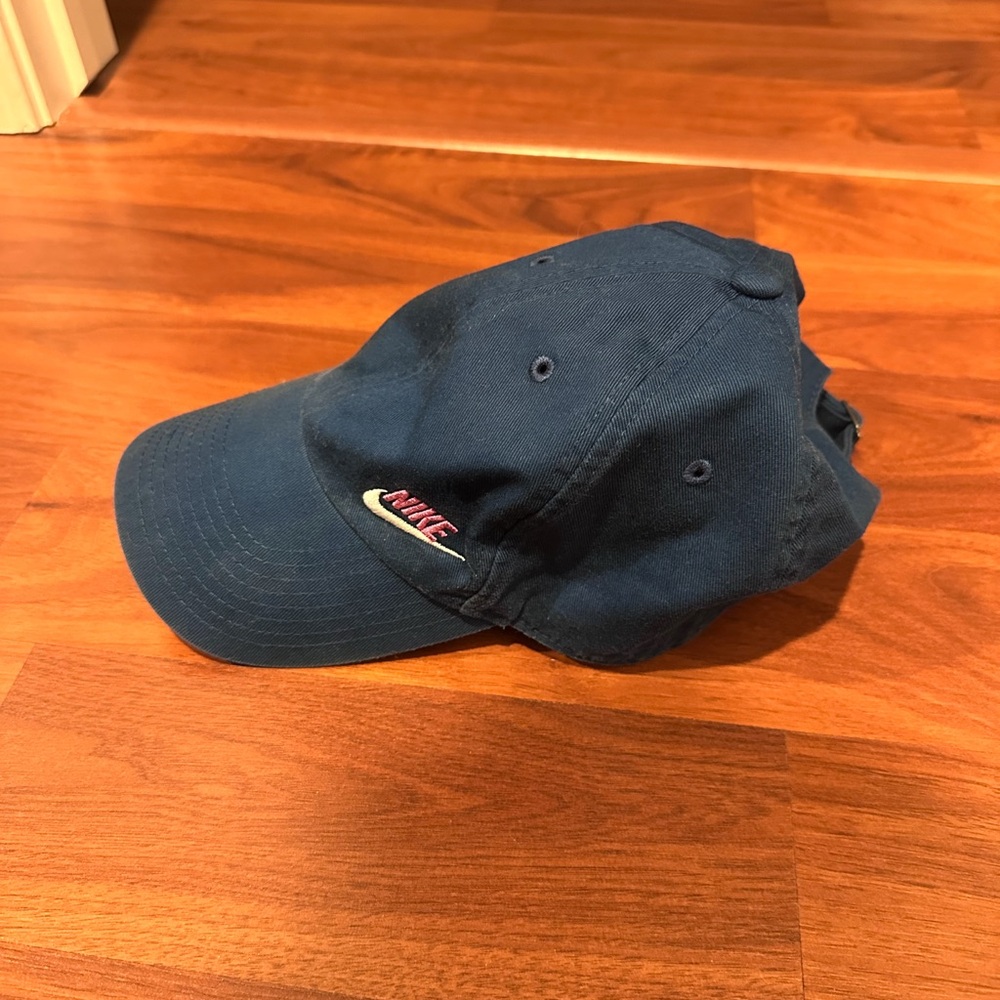 Nike Women’s Sportswear Heritage86 Hat